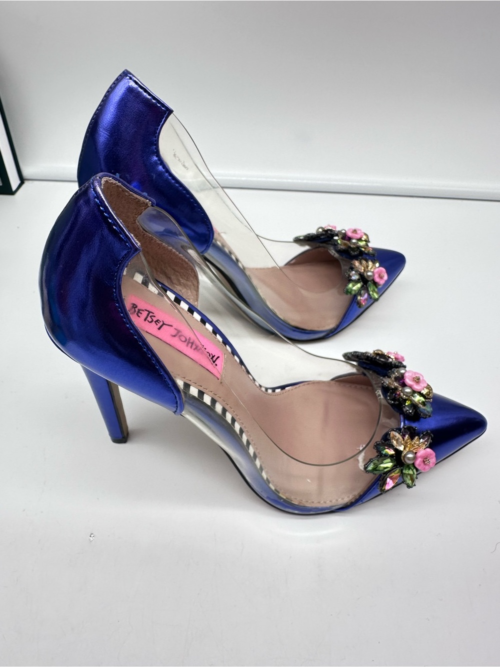 Betsey Johnson Metallic Royal Blue Pointed Toe Pumps with Floral Jewels - Picture 12 of 13